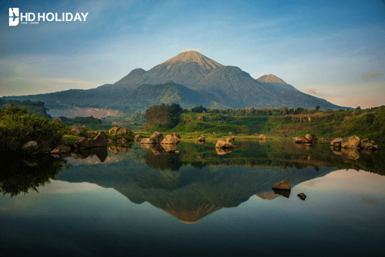 Wisata Alam Terbaik di Jawa Timur untuk Gathering Kantor